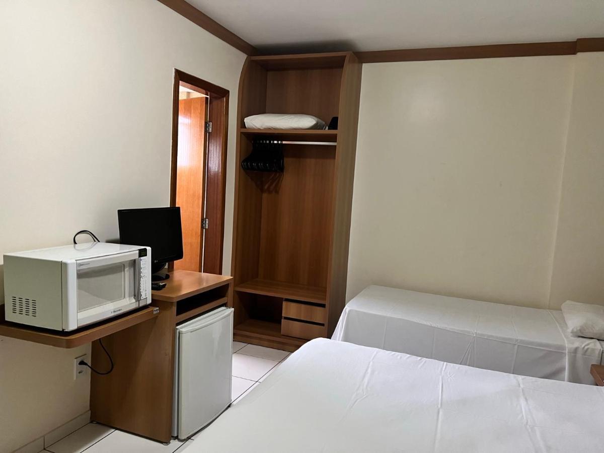 Golden Dolphin Grand Hotel Via Germano 카우다스노바스 객실 사진